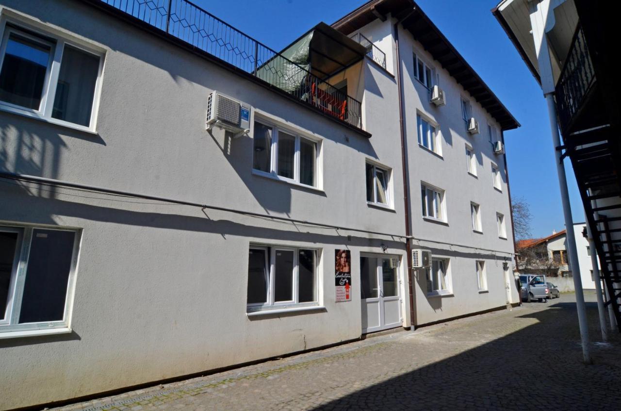 Apartament 4 Central Targu Mures Exterior photo